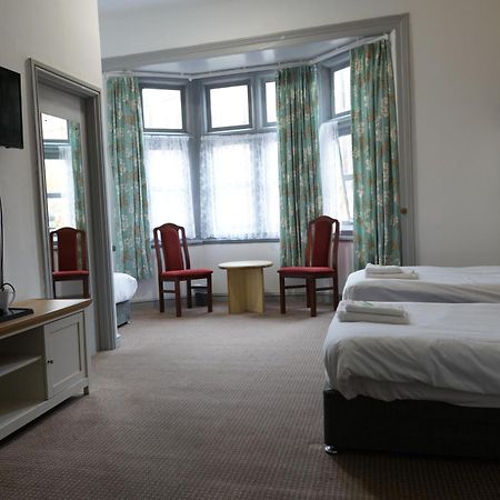 Royal Hotel Kettering by Paymán Club Exteriér fotografie