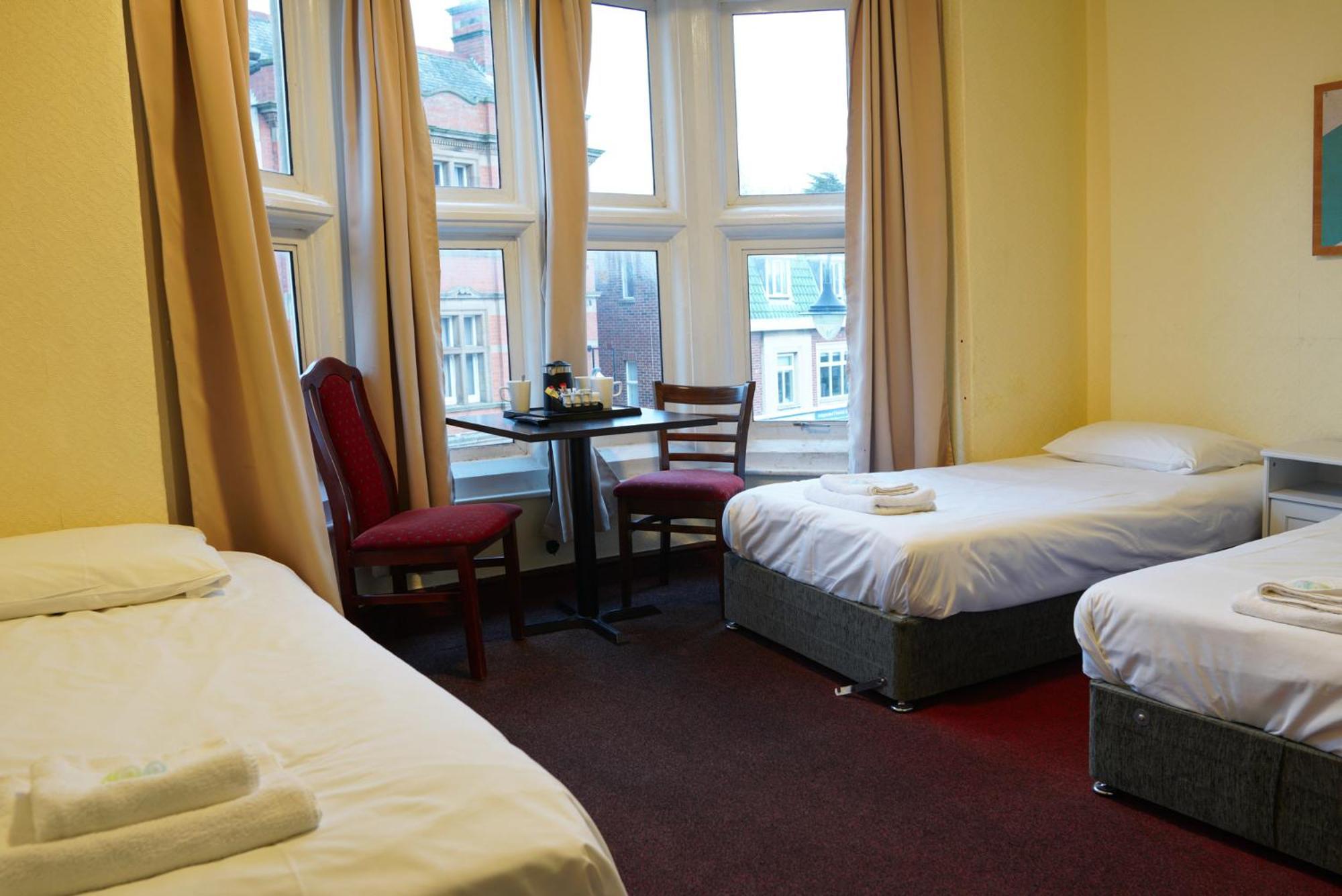 Royal Hotel Kettering by Paymán Club Exteriér fotografie