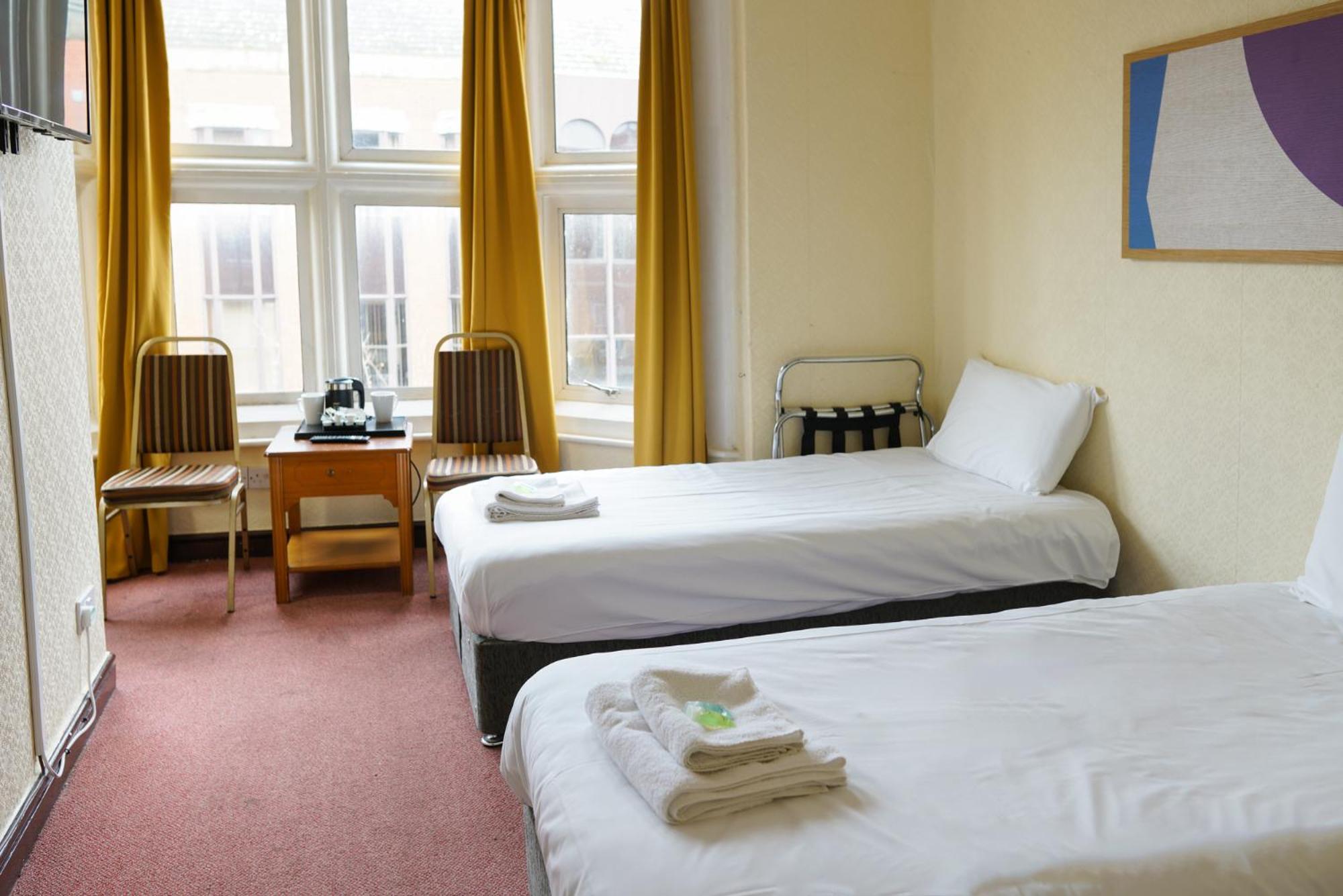 Royal Hotel Kettering by Paymán Club Exteriér fotografie