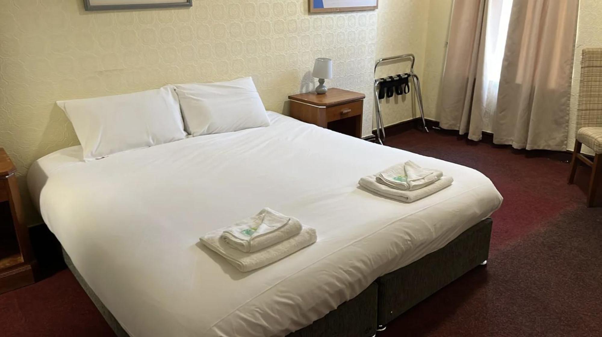 Royal Hotel Kettering by Paymán Club Exteriér fotografie